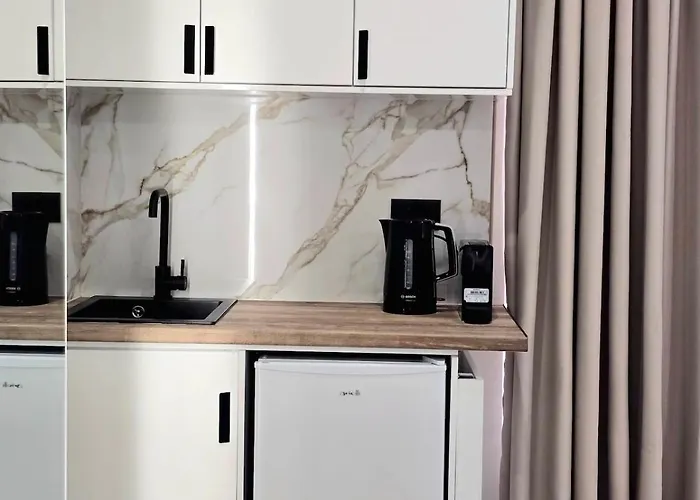 Downtown Luxury I * بلدة كوس